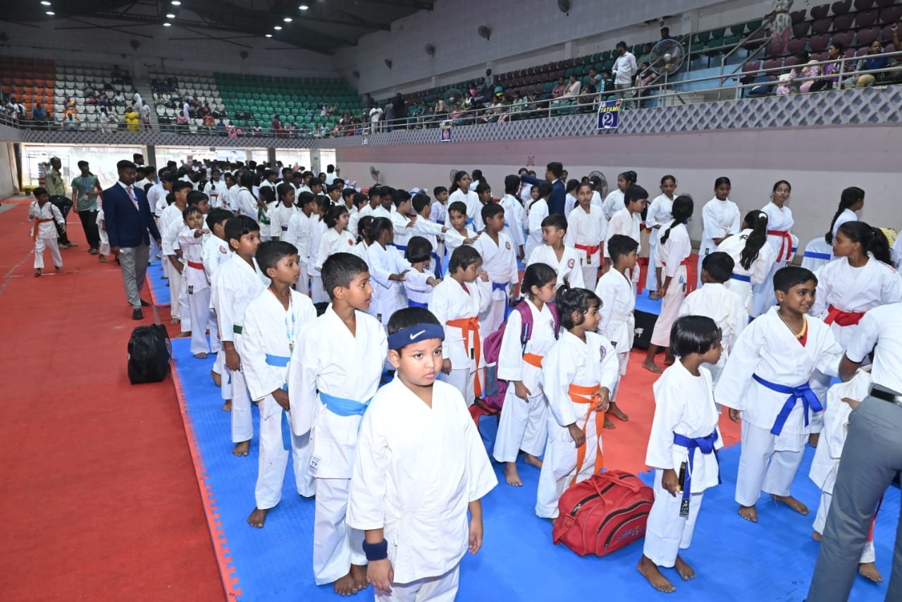Competitors gathered on the mats inside Alamohandas Indoor Stadium